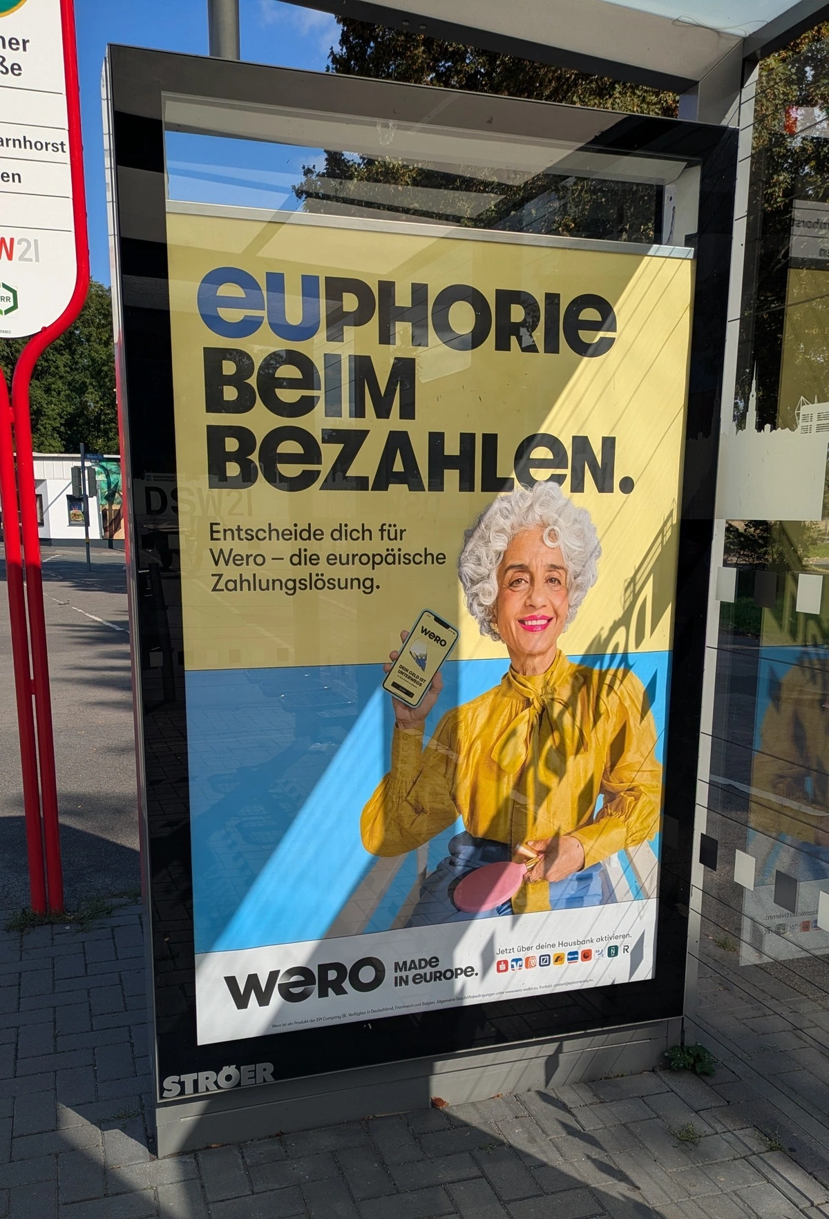 Wero advertisement at bus stop (Germany)