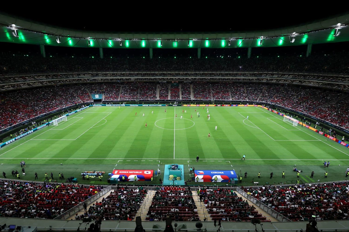 Empty seats on World Cup’s opening day renew ticket price concerns