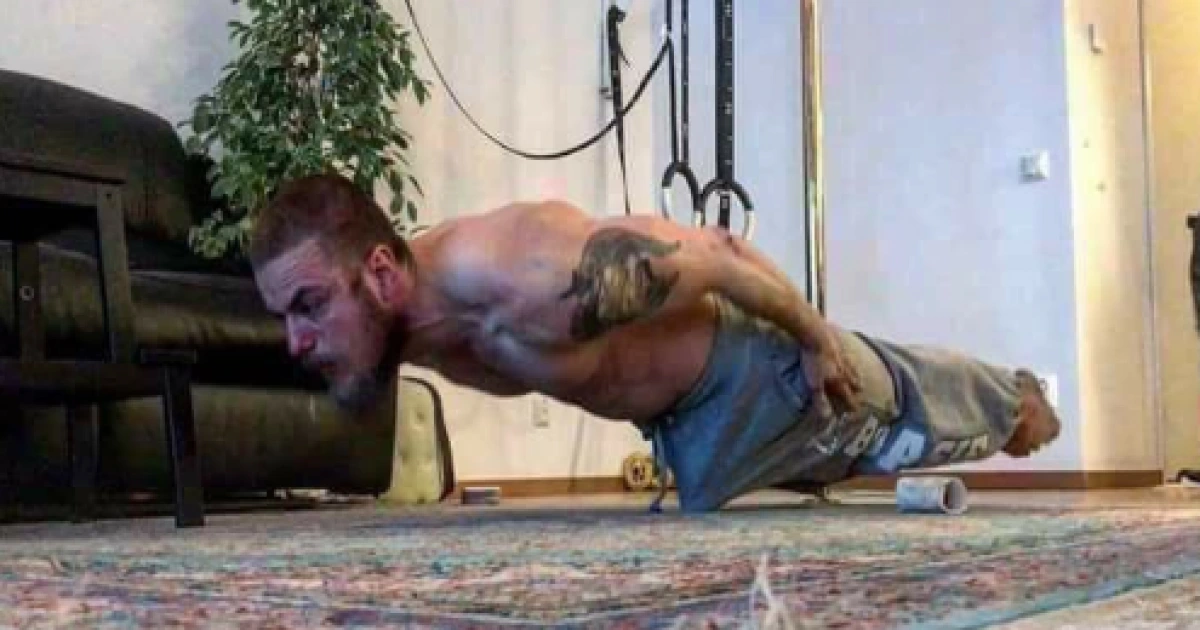 Fitness Blogger: lets start with an easy exercise......The exercise: