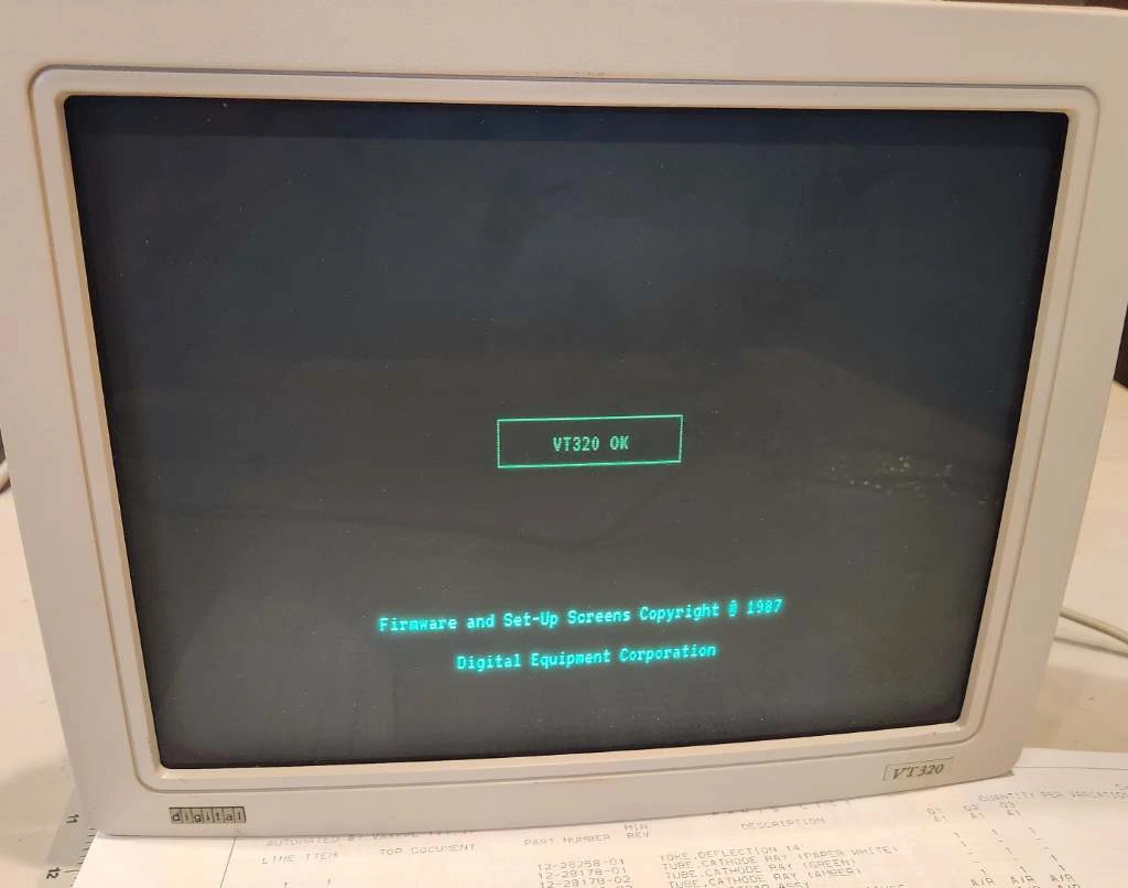 VT320 terminal showing a successful self-test with "VT320 OK"